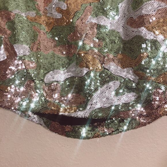 LF. Rouge Sequin Camo Camouflage Skirt Size 10 - Picture 3 of 6